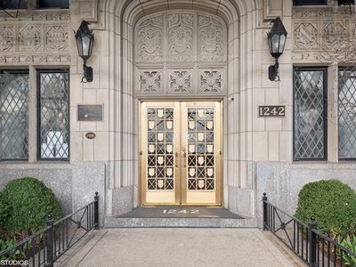 1242 N Lake Shore Dr #6S, Chicago, IL, 60610