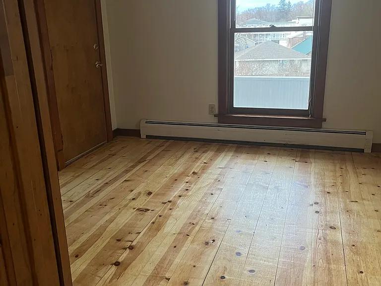 21 Elm St #4 — Photo 4