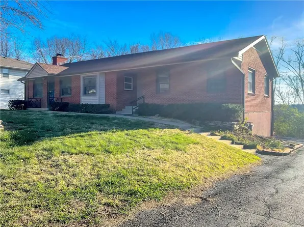 5809 N Colrain Ave, Kansas City, MO 64151