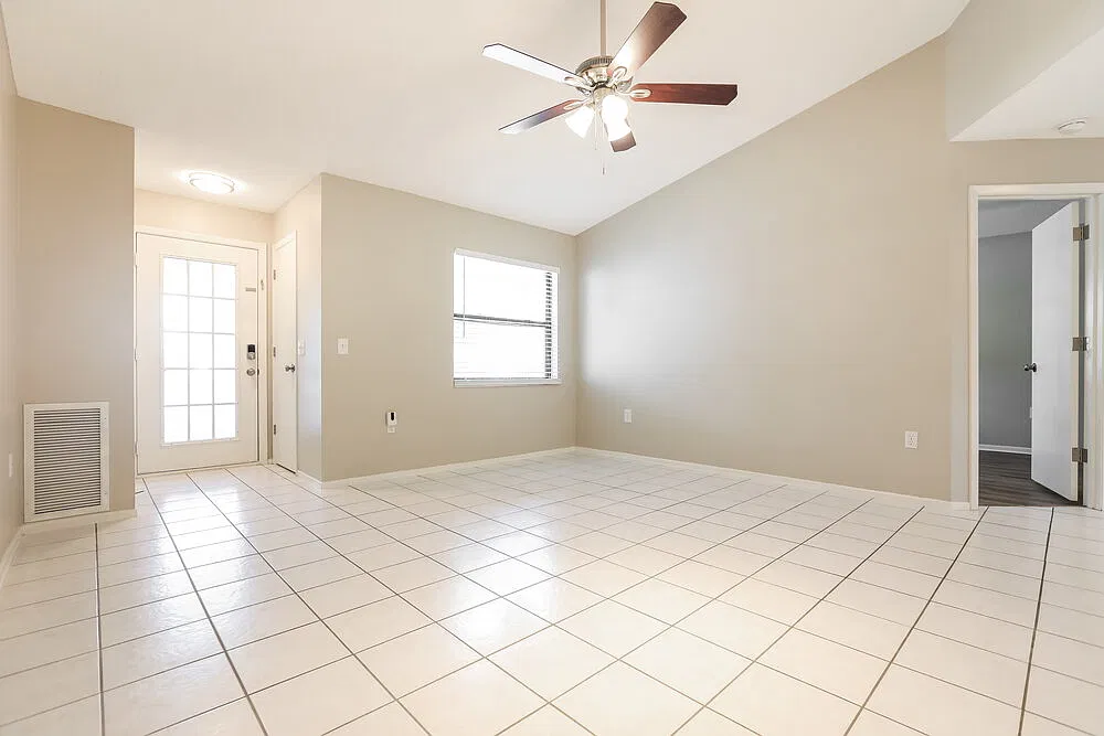 2 bed, 2.0 bath, 1264 sqft, $2,150 — Photo 3