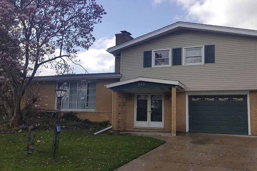 1st image of 310 E 79th Ave