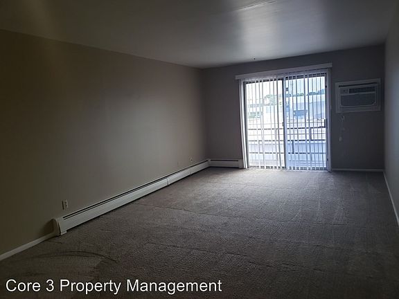 5th image of 233 Robinhood Ln APT 11