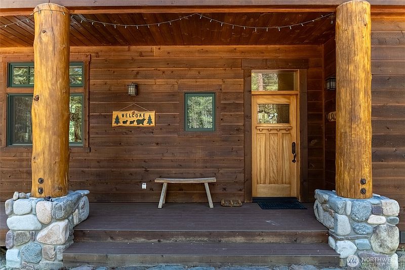 4th image of 32 Foster Loop Road