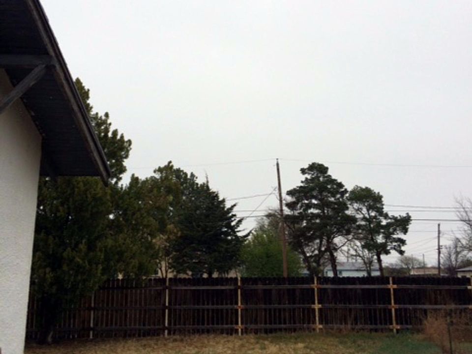 1st image of 810 Avenue K