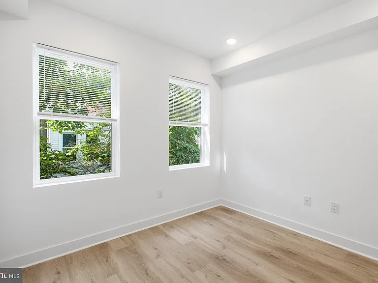 4312 Pennsgrove St #2 — Photo 11