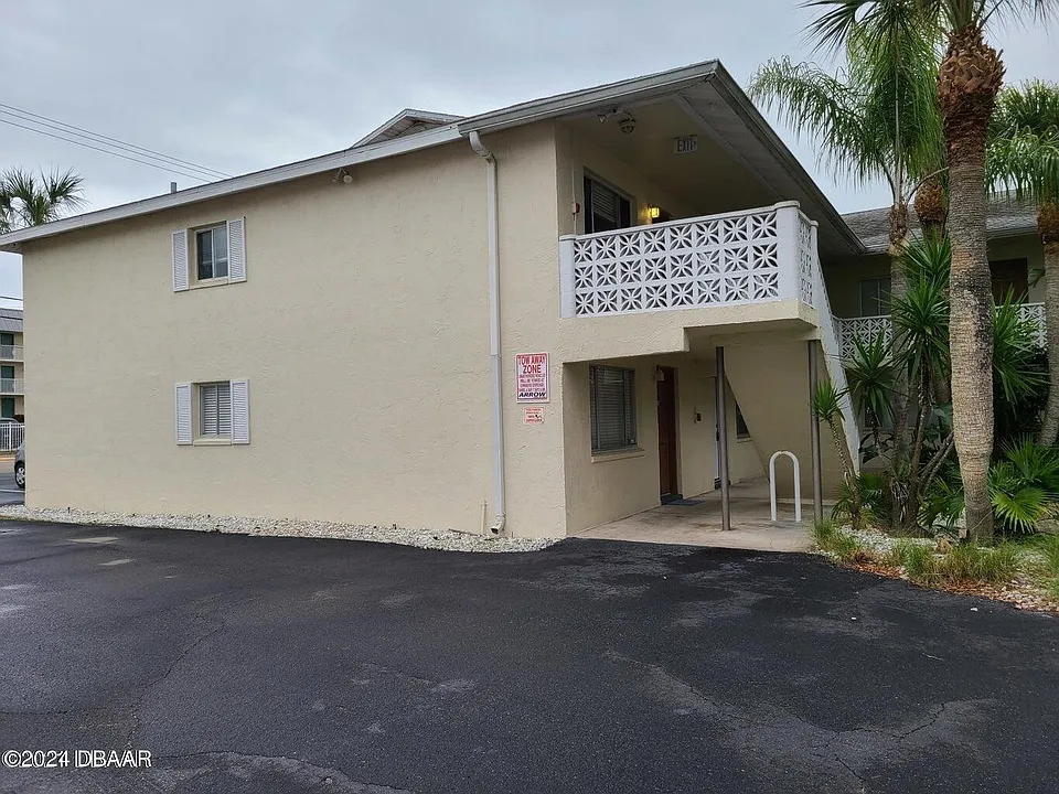 102 S Peninsula Dr #200