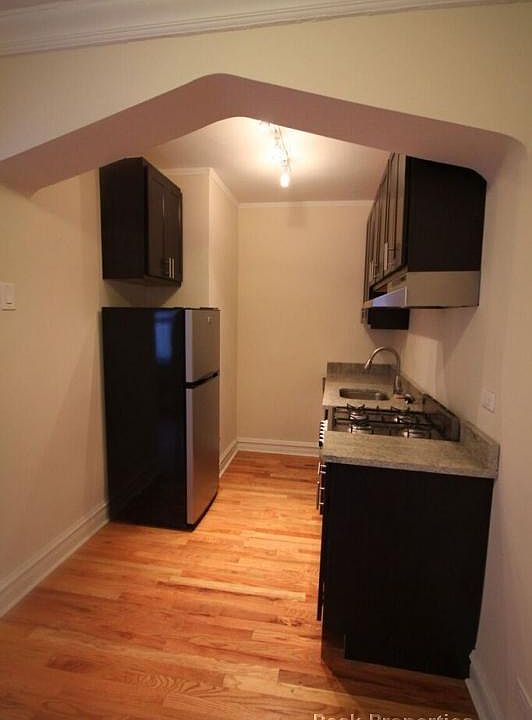 1st image of 4737 N Hermitage Ave APT 202