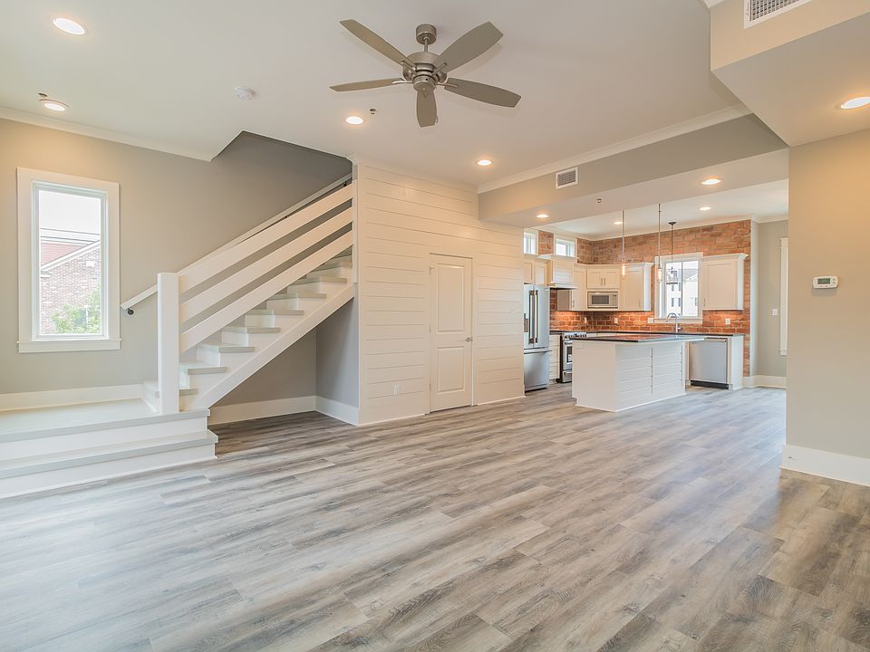 1st image of 420 Richland Ave #201
