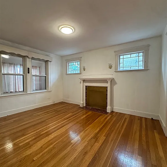 301 Atlantic St #2F — Photo 3