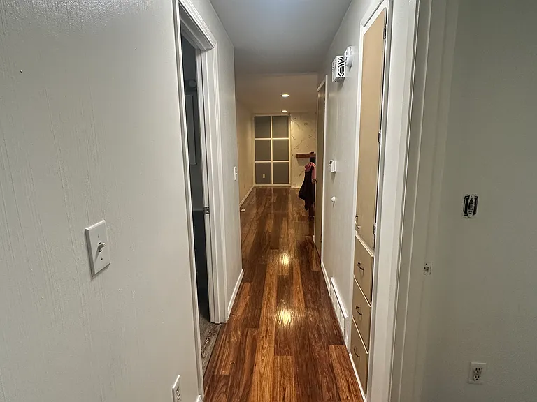 219 Thayer Dr — Photo 10