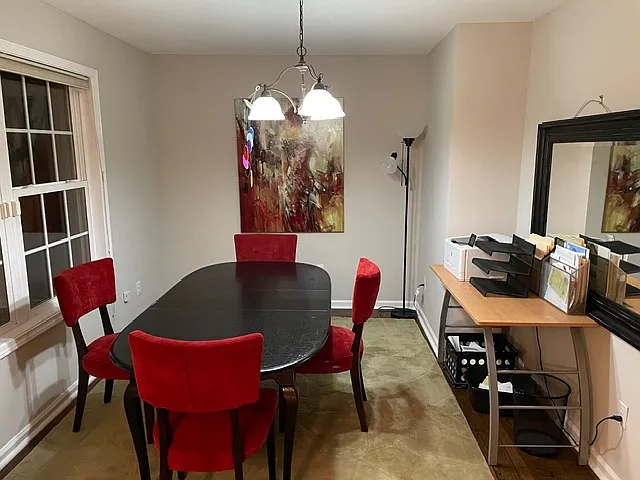 21 Aberdeen Dr — Photo 4