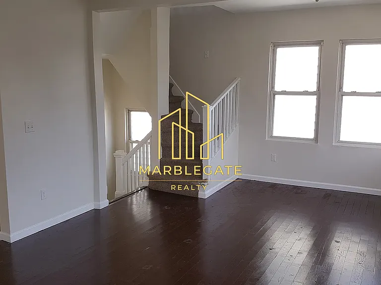 141 Goodwin Ave #11 — Photo 6