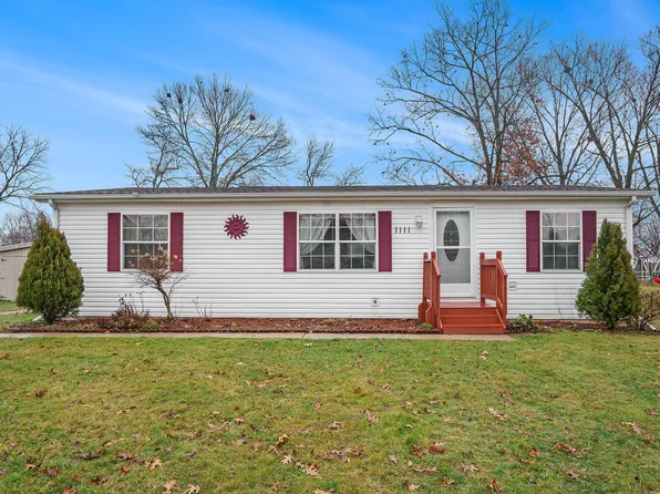 1111 Krum Ave, Three Rivers, MI 49093