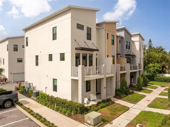 2565 12th Pl N, Saint Petersburg, FL 33713