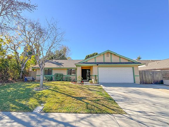 4th image of 257 Luiseno Ave