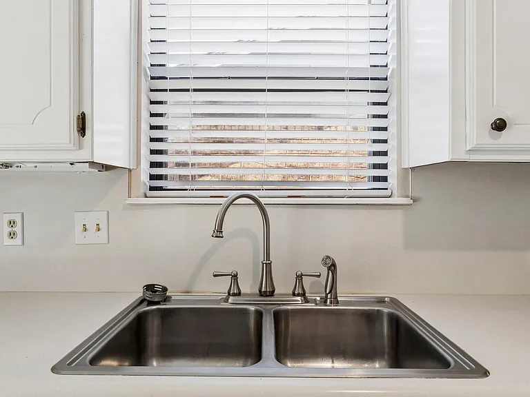 213 S Silver Dr — Photo 14