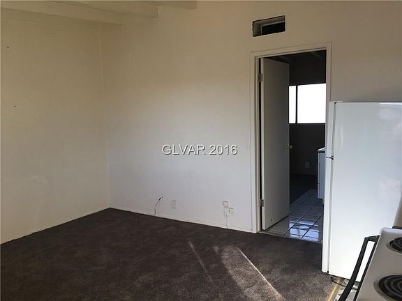 2nd image of 406 E Naples Dr APT 9