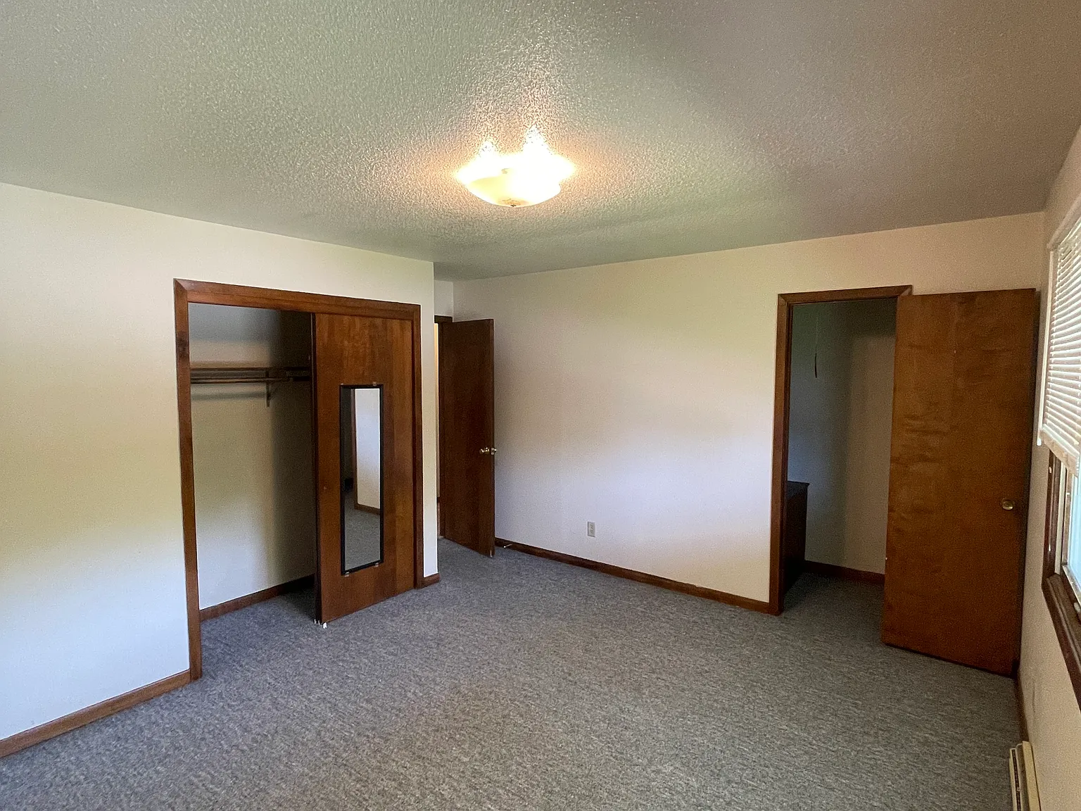 2 bed, $1,025 — Photo 3