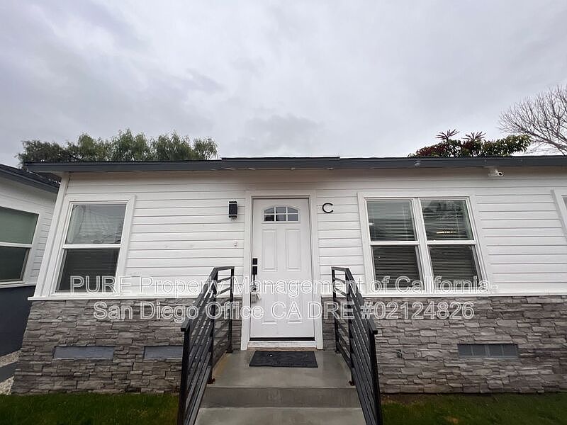 1st image of 593 Casselman St APT C