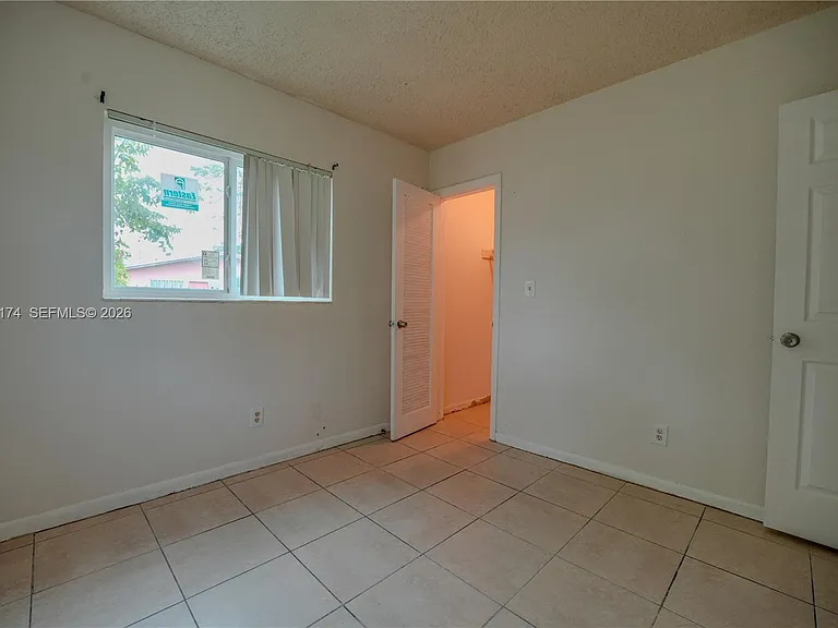 715 N 58th Ave #1 — Photo 13