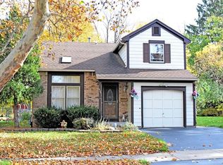 435 Burley Rd N, Rochester, NY 14612