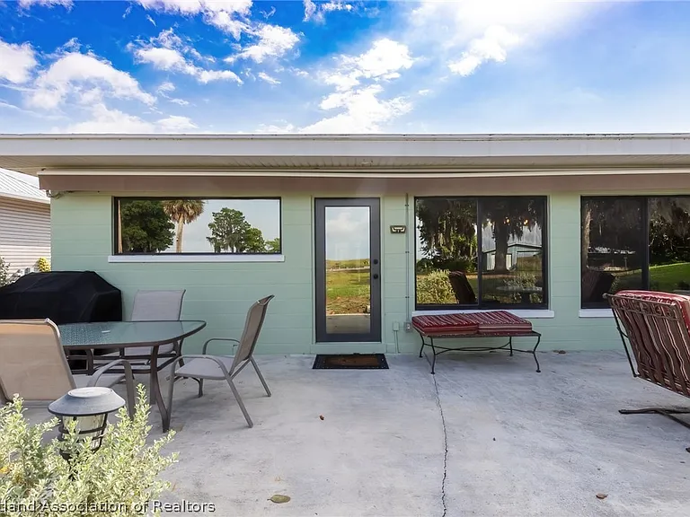 102 Squirrel Point — Photo 6