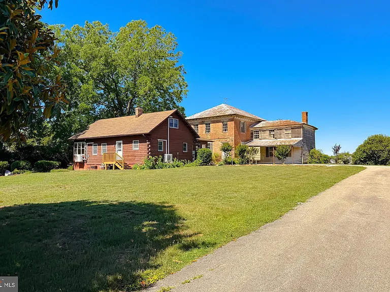 23581 Belmar Dr — Photo 2