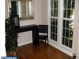64 Bridle Ct, Cherry Hill, NJ 08003