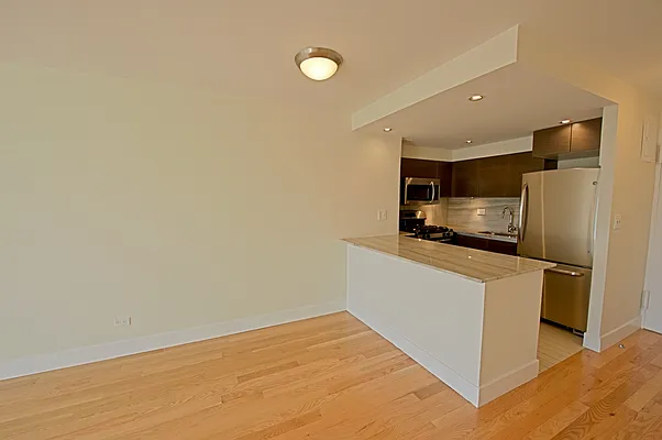 Rented by Stonehenge NYC LLC | media 10