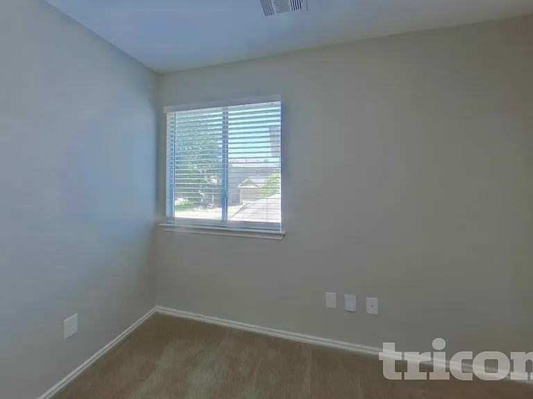 11312 Hungry Horse Dr — Photo 12