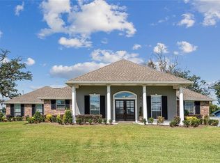 5220 Ehret Rd, Marrero, LA 70072