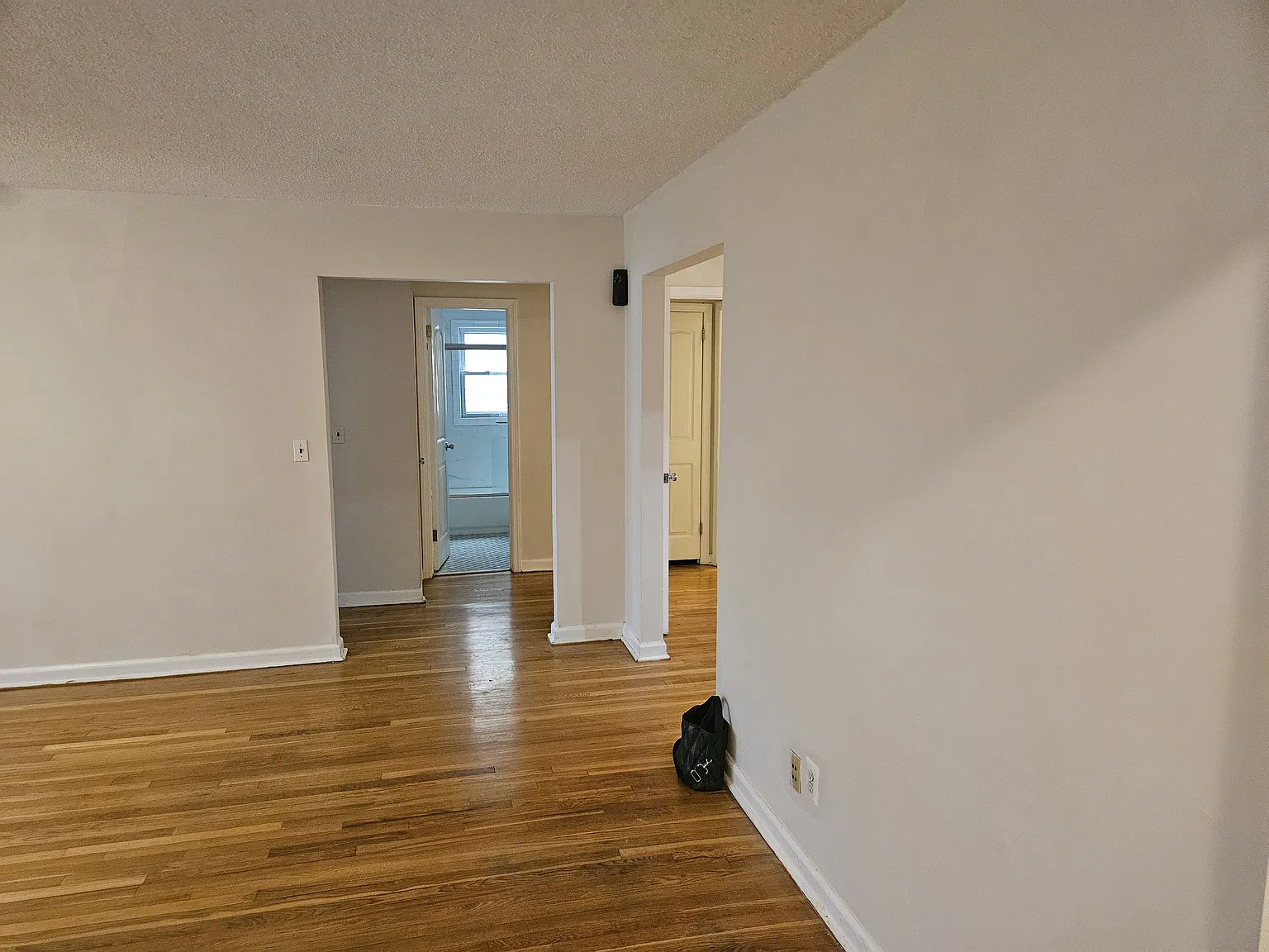 2 bed, $2,500 — Photo 4