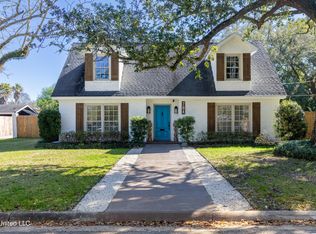 704 Buena Vista St, Pascagoula, MS 39567