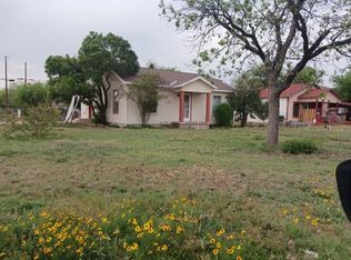 38 W 20th St, San Angelo, TX 76903