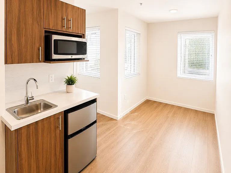 Plaza Apartments — Photo 148