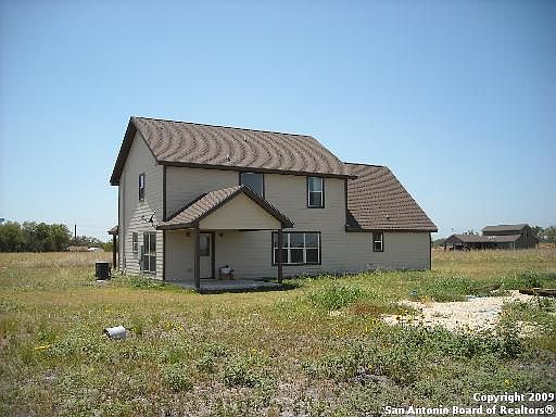 3rd image of 180 County Road 465