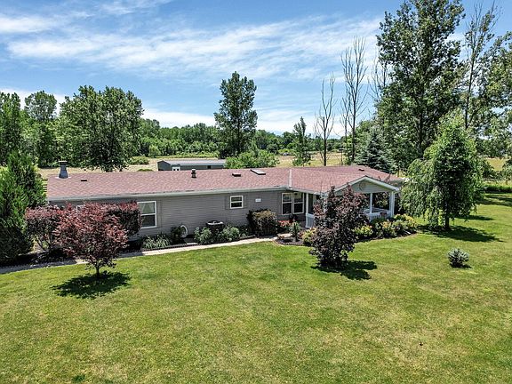 2nd image of 5620 Township Road 179
