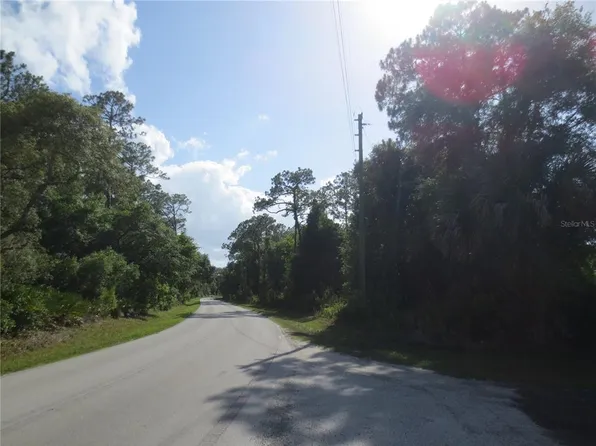 NE 14th St, Silver Springs, FL 34488