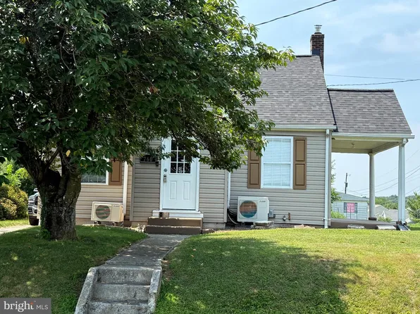 760 N Houcksville Rd, Hampstead, MD 21074