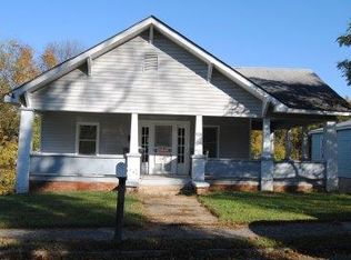 136 SW Chestnut Dr, Mount Pleasant, NC 28124