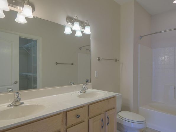 826 & 864 Rutherford Dr #302