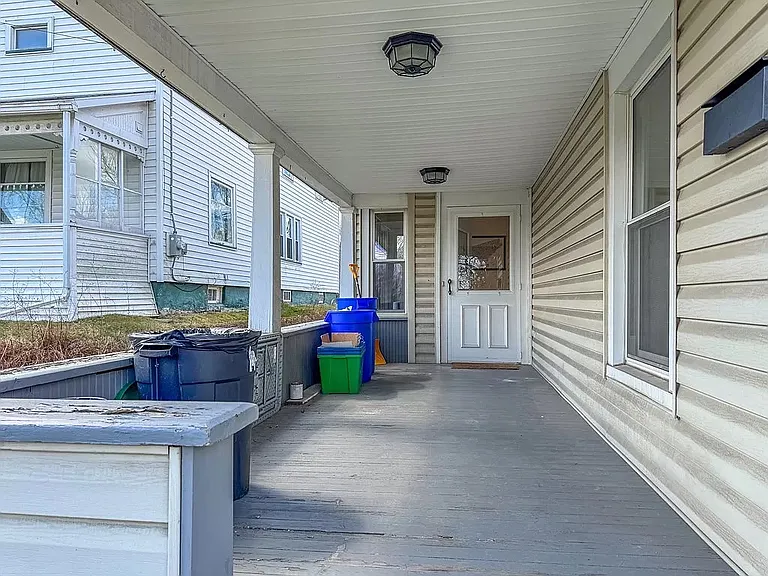 210 S Keystone Ave — Photo 21