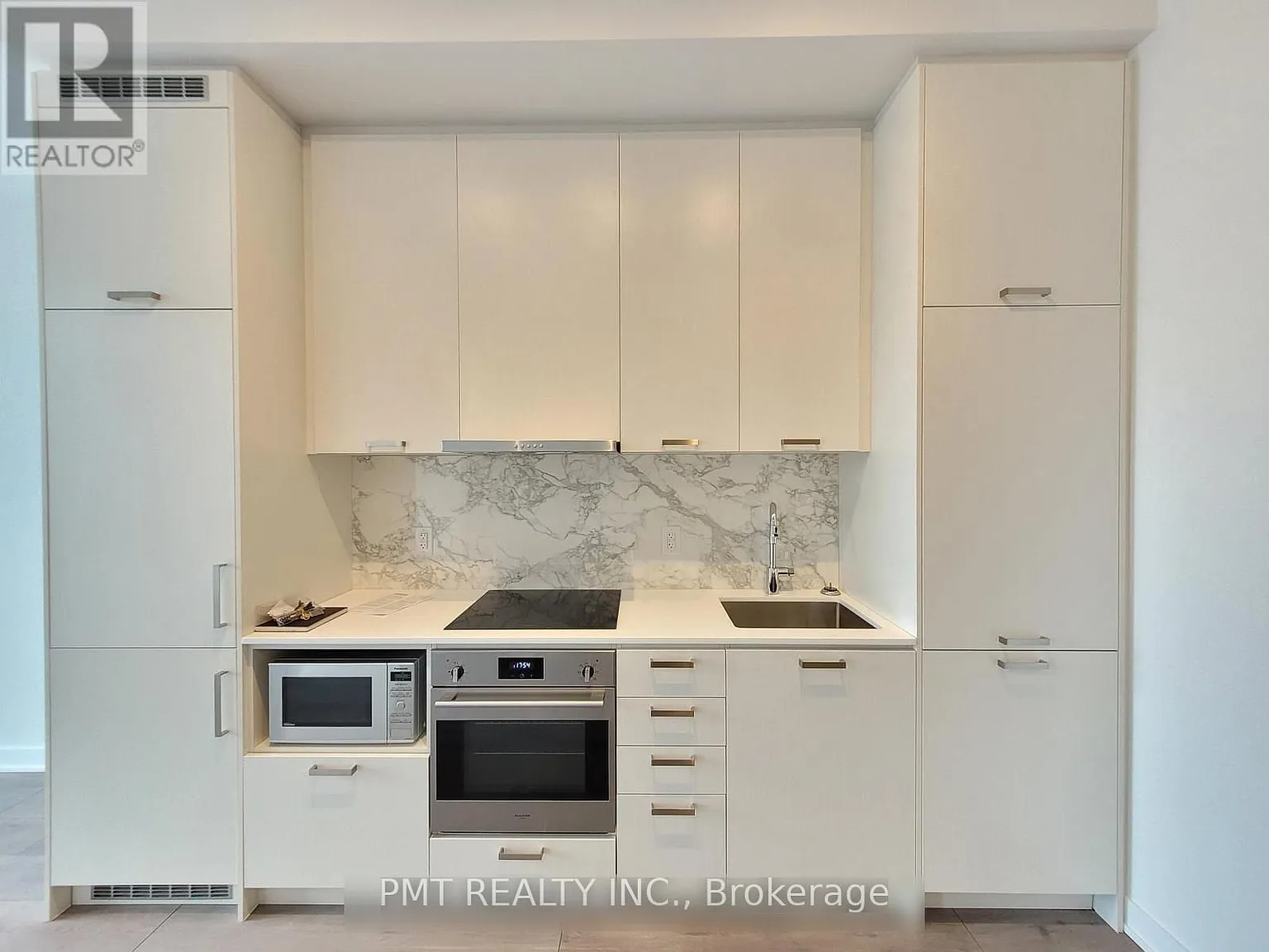 2 bed, $2,600 — Photo 3