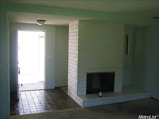4th image of 2227 Bridlewood Dr