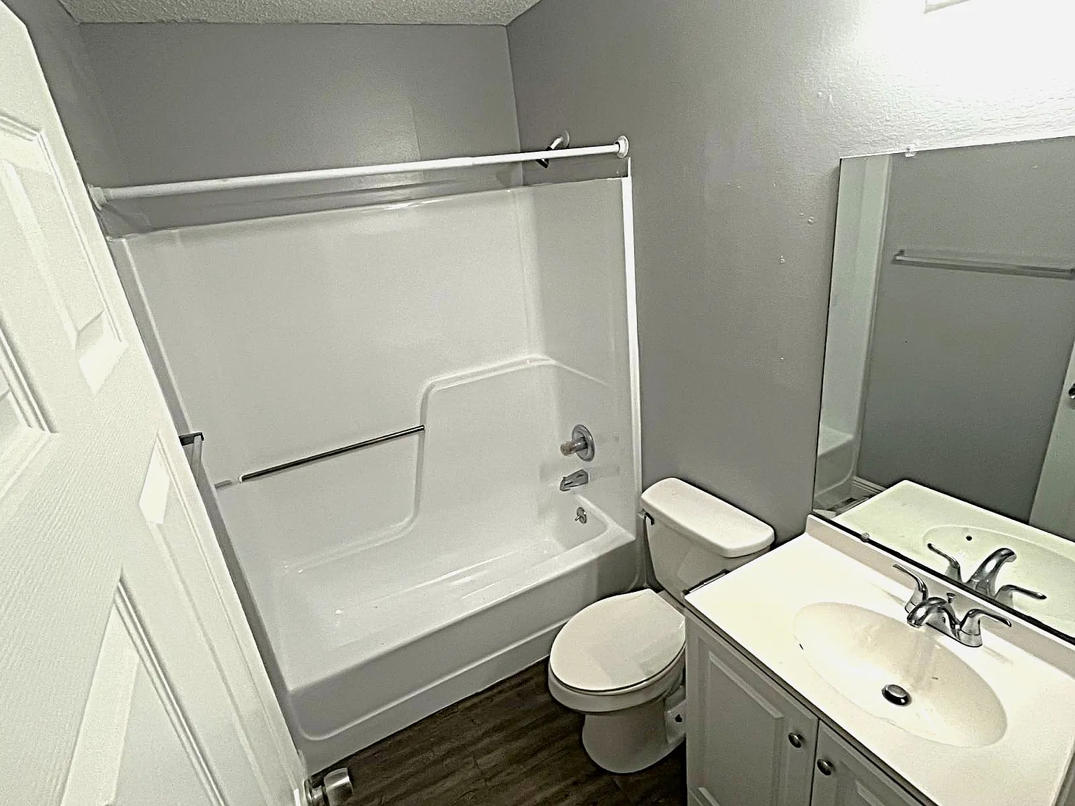 Villas Of Oakdale — Photo 2