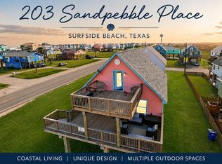 203 Sandpebble Pl, Surfside Beach, TX 77541