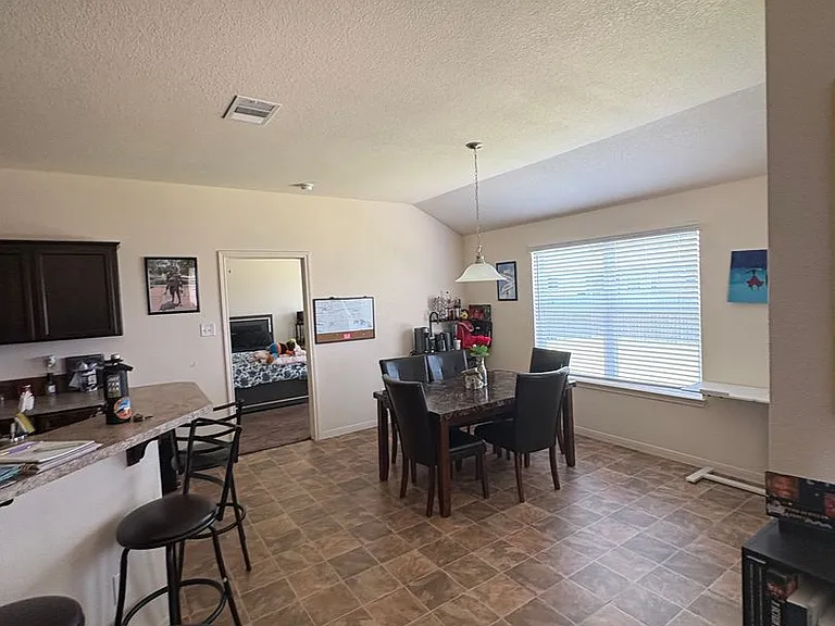 6705 Black Springs Dr — Photo 4
