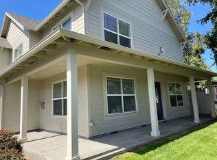 228 Talent Ave APT 16, Medford, OR 97540