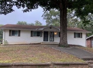 866 White St SW #B, Atlanta, GA 30310