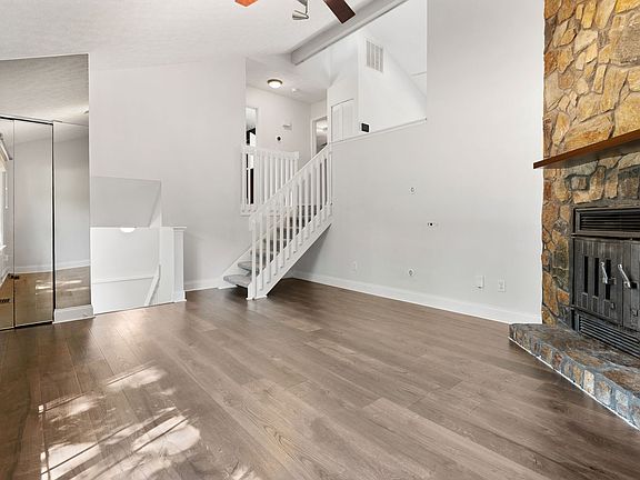5th image of 2108 Mariner Cir